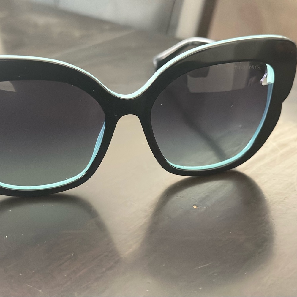 Tiffany & Co. Stylish Black Sunglasses- cat eye